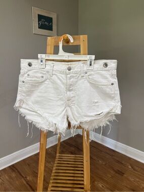 We The Free White Distressed Frayed Hem Denim Shorts, Size 28